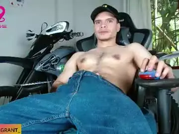 Chaturbate Best live sex cam show of ash_wingrant