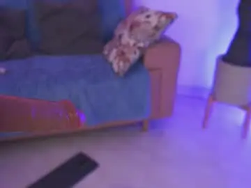 Chaturbate Live Sex Cam of jadesummerr