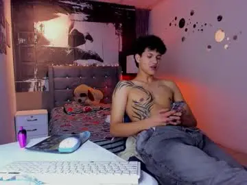 Chaturbate Nude Webcam of jason_graeats1