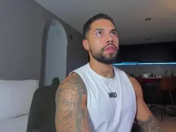 Chaturbate Free Porn Cam of joe_esthetic