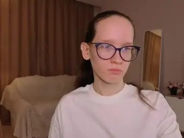 Chaturbate Adult Webcams of lynettebails