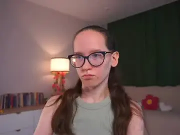 Chaturbate Live Sex Cam of lynettebails