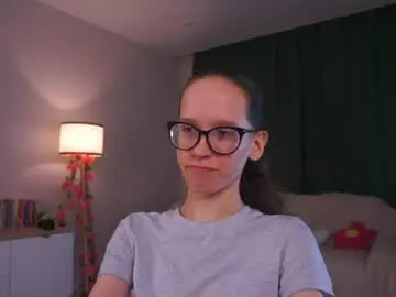 Chaturbate Watch Live Sex Cams of lynettebails