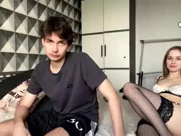 Chaturbate Live Sex Cam of merycouple