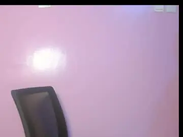 Chaturbate Live Sex Cam of shena_xnomy