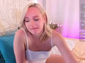 Chaturbate Live Sex Cam of chloedeccker