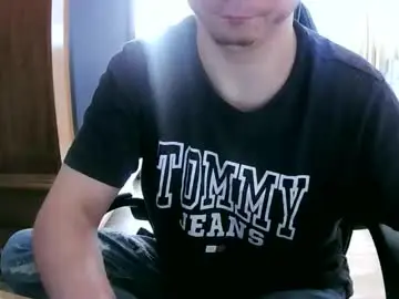 Chaturbate Live Porn of cuteboy090