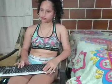 Chaturbate Nude Webcam of sheryl_perverse21