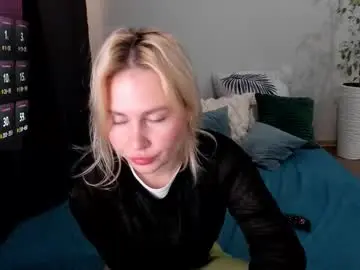 Chaturbate Live Sex Cam of amymilson