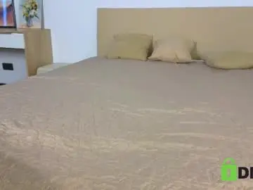 Chaturbate Sex Chat of crystal_reyess