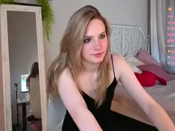 Chaturbate Live Sex Cam of lexa_demi