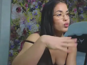 Chaturbate Live Sex of mia___lunaa