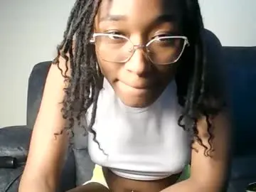 Chaturbate Free Live Porn of pinkaura_