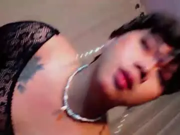 Chaturbate Live Sex Cam of sassyffyra69