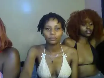 Chaturbate Nude Webcam of sweetbaby_30