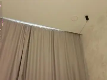 Chaturbate Live Sex Cam of serinazele