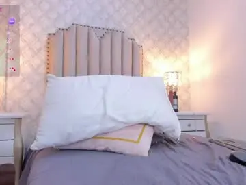 Chaturbate Free Porn Cam of zoejenner_