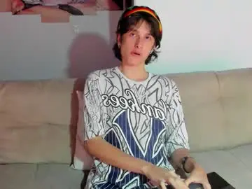 Chaturbate Adult Video Chat of cirosky_elchicopolla