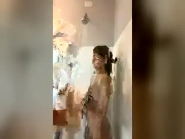 Chaturbate Live Sex Cam of lola_linss