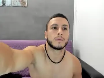 Chaturbate Free Live Porn of noah_happy07