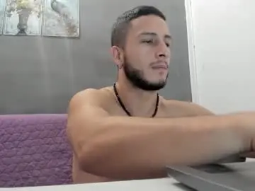 Chaturbate Live Porn of noah_happy07