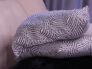 Chaturbate Adult Video Chat of shandrahoner