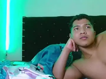 Chaturbate Sex Cam of tommy_montana57935