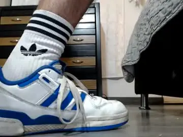 Chaturbate Live Sex of adrian_falcon