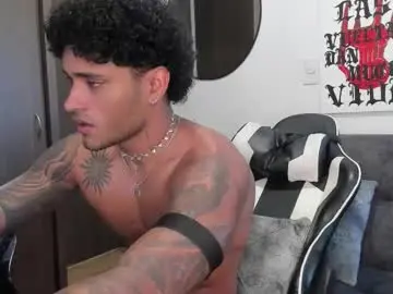 Chaturbate Nude Webcam of alessandro_vanni