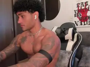 Chaturbate Best live sex cam show of alessandro_vanni