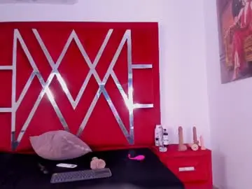 Chaturbate Best live sex cam show of ambarglowasm