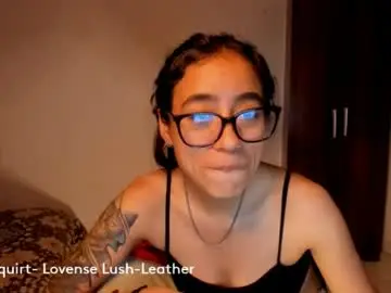 Chaturbate Watch Live Sex Cams of ave_fenix69
