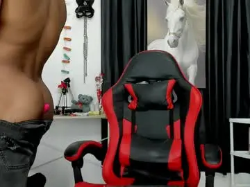 Chaturbate Live Sex Cam of gregoriiandmax