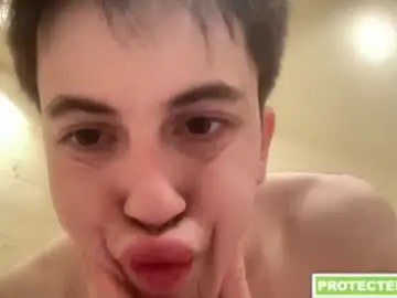 Chaturbate Adult Video Chat of ihatethatcuteguy