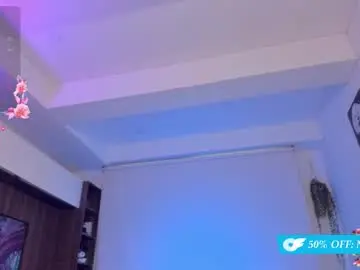 Chaturbate Watch Live Sex Cams of nicolette_tay