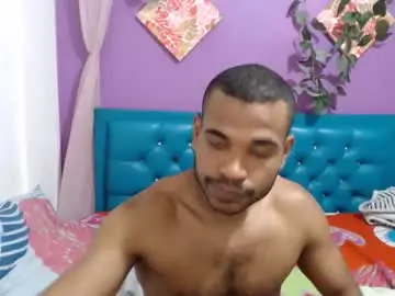 Chaturbate Live Sex Cam of larenz_tate