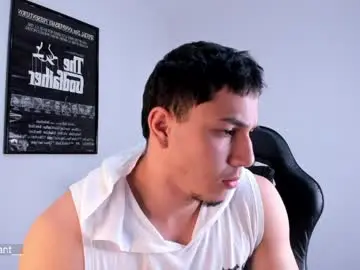 Chaturbate Private Sex Chat of max_valiant1