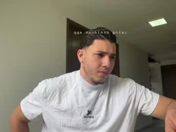 Chaturbate Free Live Porn of max_valiant1