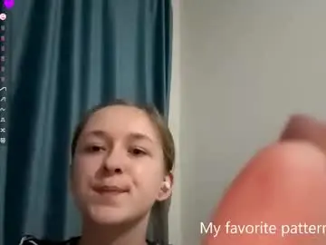 Chaturbate Live Sex Cam of mozelleberendt