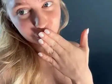 Chaturbate Best live sex cam show of skyeveil