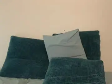 Chaturbate Live Porn of yngdesire1