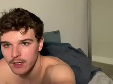Chaturbate Best Webcam of yngdesire1
