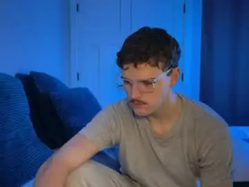 Chaturbate Live Porn of yngdesire1