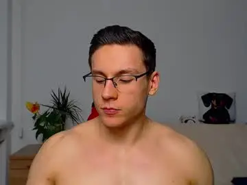 Chaturbate Watch Live Sex Cams of zeinmiracles