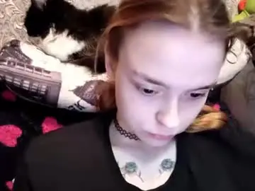 Chaturbate Sex Cam of caradelevingnee