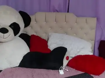 Chaturbate Private Sex Chat of eimyy_rouse