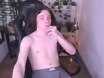 Chaturbate Live Sex Cam of iwillfall_