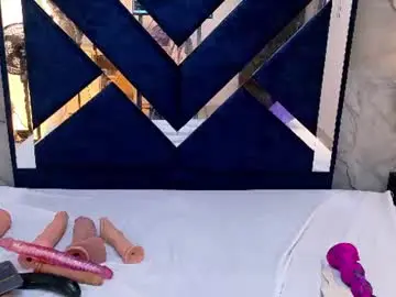 Chaturbate Adult Video Chat of karina_analdeep