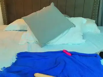 Chaturbate Adult Webcams of ariadelune7