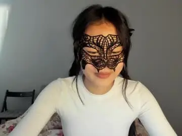 Chaturbate Nude Webcam of helenblazetrt